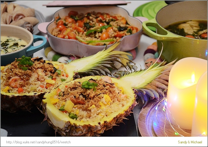 【早餐／午餐／晚餐】清冰箱料理：鳳梨鮮蝦炒飯／泰式打拋豬／小魚乾龍葵豆皮湯／鮮蝦高湯紫菜蒸蛋／海鮮燉飯