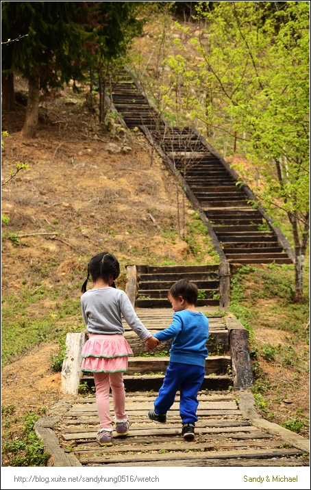 【親子爬山】南投魚池。可遠眺百岳連峰的鎚仔寮金龍山．親子輕鬆行